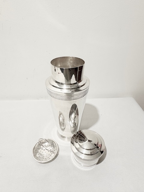 Keith Murray Designed for Mappin & Webb Silver Plated Cocktail Shaker Keith Murray Designed for Mappin & Webb Silver Plated Cocktail Shaker