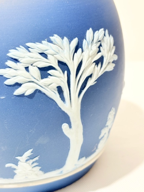 Antique Wedgewood Silver Plated and Jasper Ware Biscuit Box Antique Wedgewood Silver Plated and Jasper Ware Biscuit Box