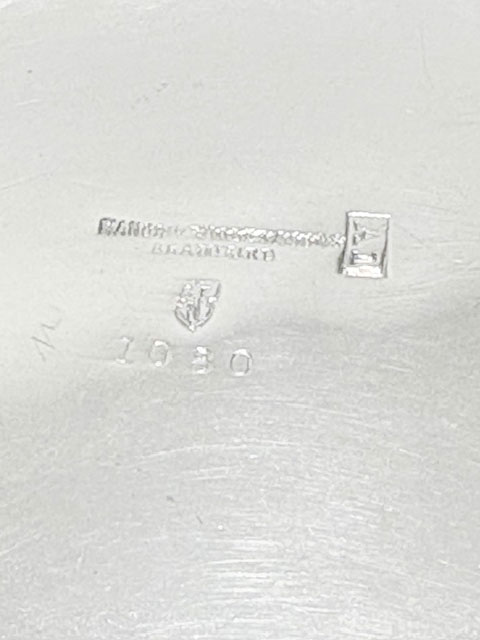 Antique Silver Plated Bulbous Body Biscuit Box Antique Silver Plated Bulbous Body Biscuit Box