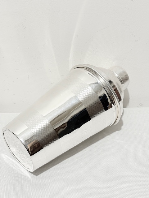 James Dixon & Sons Antique Silver Plated Cocktail Shaker James Dixon & Sons Antique Silver Plated Cocktail Shaker