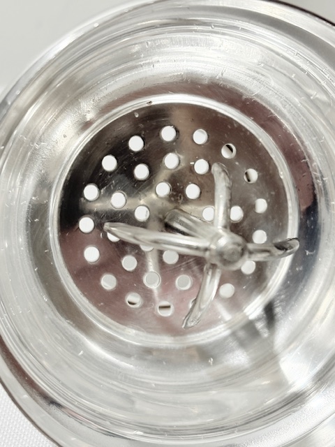 Simple Design Antique Silver Plated Cocktail Shaker Simple Design Antique Silver Plated Cocktail Shaker