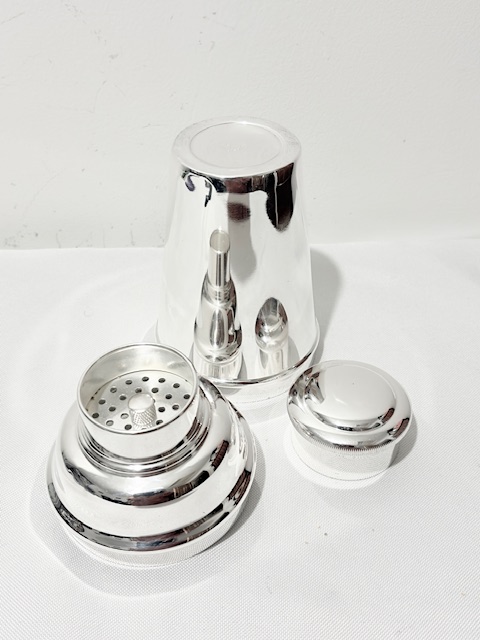 Simple Design Antique Silver Plated Cocktail Shaker Simple Design Antique Silver Plated Cocktail Shaker