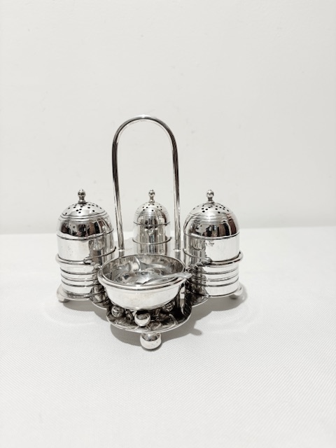 Smart Antique Elkington & Company Silver Plated Cruet