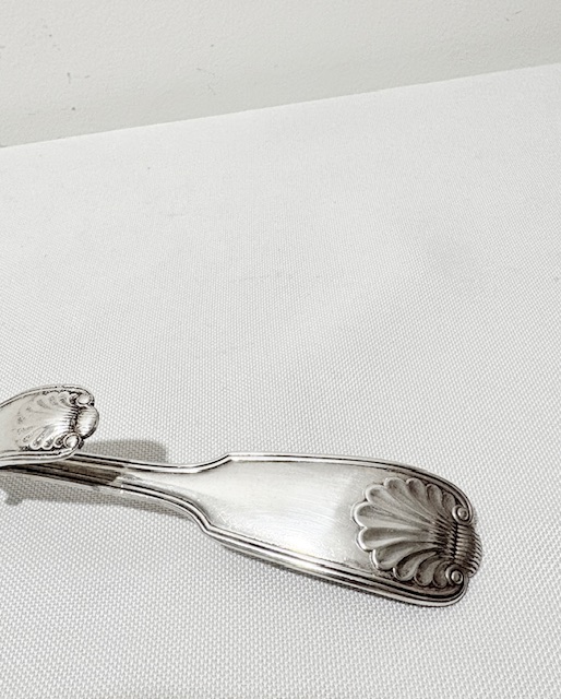 Antique Pair of Kings Pattern Asparagus Tongs Antique Pair of Kings Pattern Asparagus Tongs