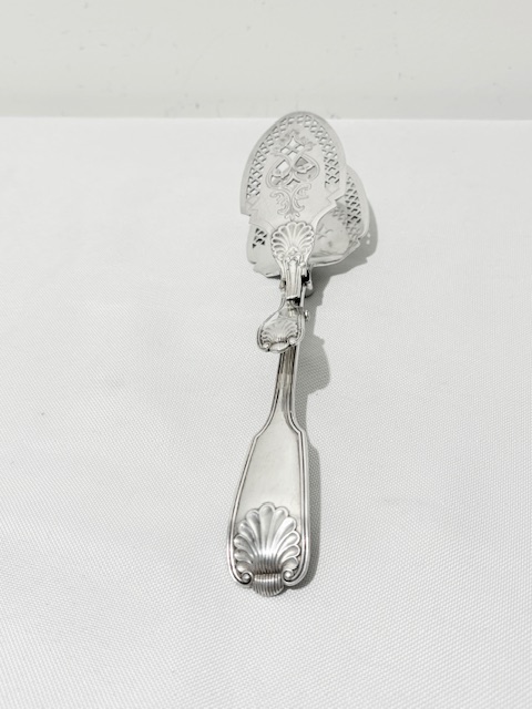 Antique Pair of Kings Pattern Asparagus Tongs Antique Pair of Kings Pattern Asparagus Tongs