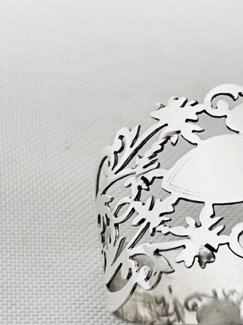 Stylish Set of Six Antique Silver Plated Napkin Rings