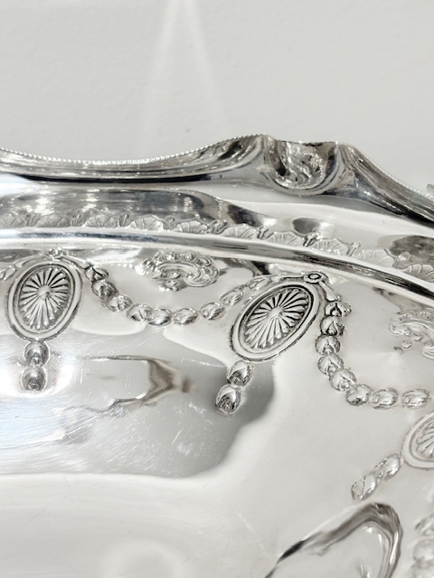 Antique Oval Silver Plated Grapes Serving Basket Antique Oval Silver Plated Grapes Serving Basket