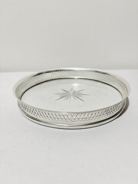 Smart Vintage Silver Plated and Glass Tray