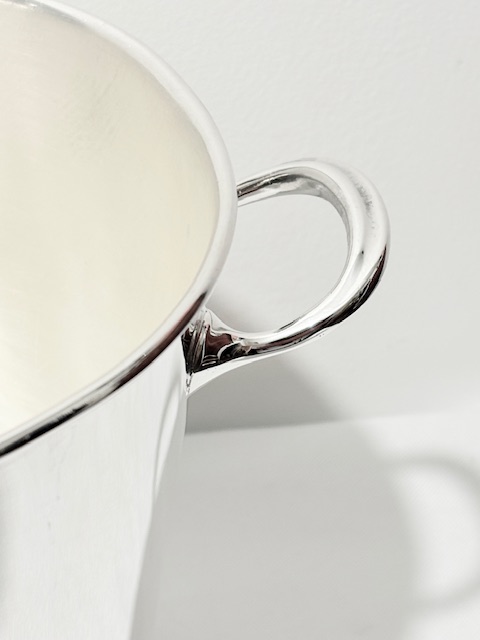 Vintage Silver Plated Hotel Quality Champagne Bucket or Wine Cooler Vintage Silver Plated Hotel Quality Champagne Bucket or Wine Cooler