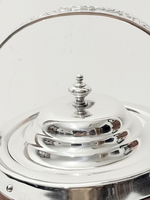Vintage Silver Plated and Oak Biscuit Box with Bulbous Body Vintage Silver Plated and Oak Biscuit Box with Bulbous Body