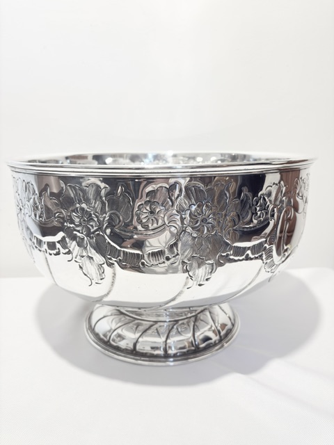 Large Vintage Silver Plated Punch Bowl by Viners of Sheffield