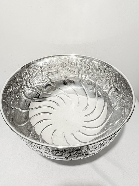 Large Vintage Silver Plated Punch Bowl by Viners of Sheffield