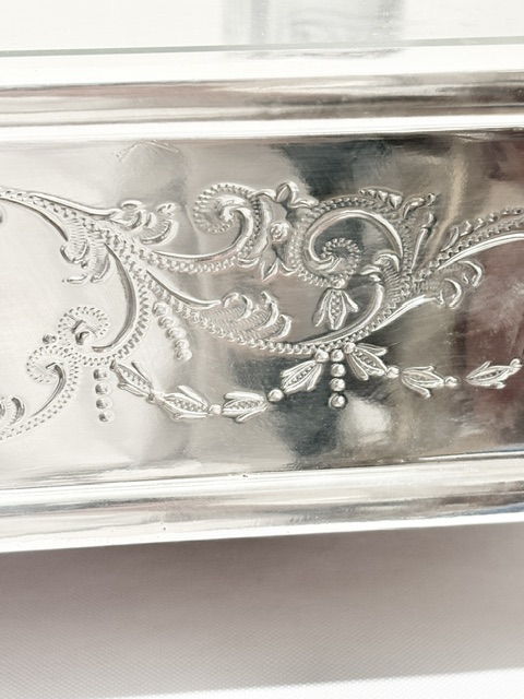 Antique Silver Plate and Mirror Plateau for a Wedding Cake or a Base for a Centrepiece Antique Silver Plate and Mirror Plateau for a Wedding Cake or a Base for a Centrepiece