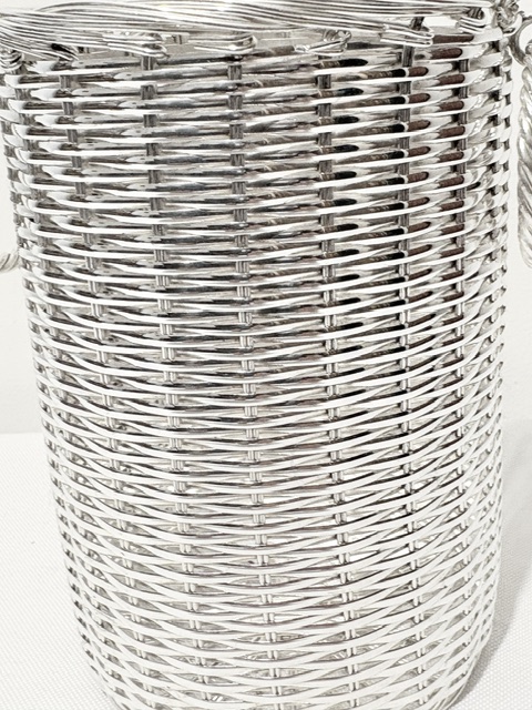 Unusual Vintage Silver Plated Basket Weave Decoration Wine Bottle Coaster Stand Unusual Vintage Silver Plated Basket Weave Decoration Wine Bottle Coaster Stand