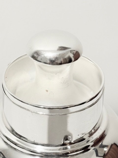 Art Deco Silver Plated Cocktail Shaker by Goldsmiths & Silversmiths Company