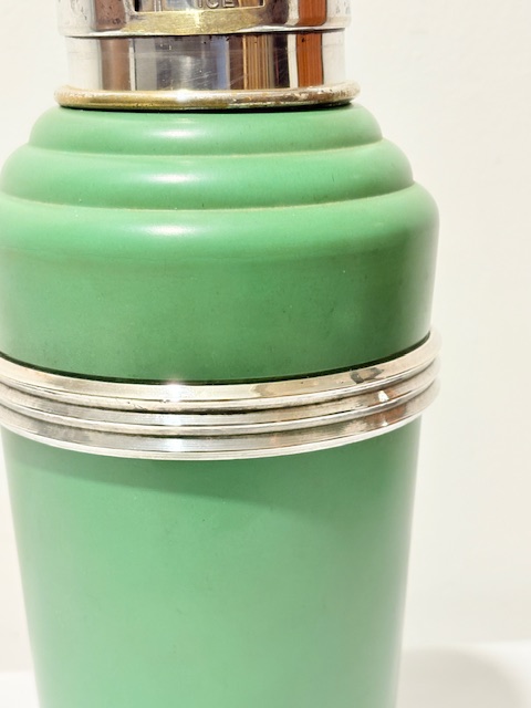 Art Deco Master Incolor Green Bakelite Cocktail Shaker
