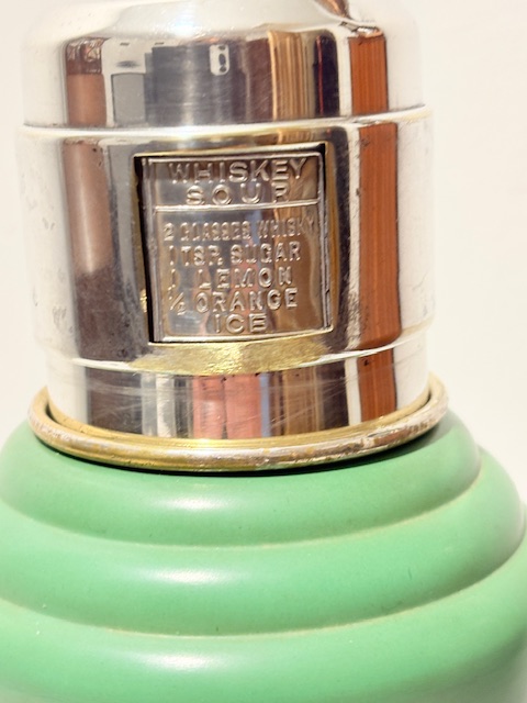 Art Deco Master Incolor Green Bakelite Cocktail Shaker
