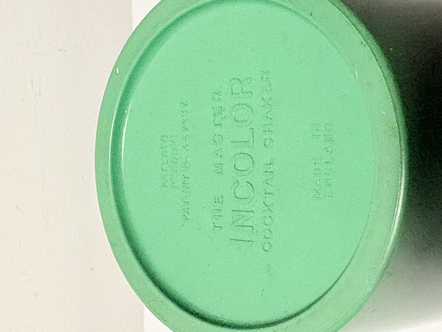 Art Deco Master Incolor Green Bakelite Cocktail Shaker