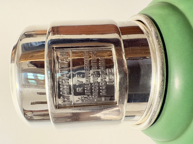 Art Deco Master Incolor Green Bakelite Cocktail Shaker
