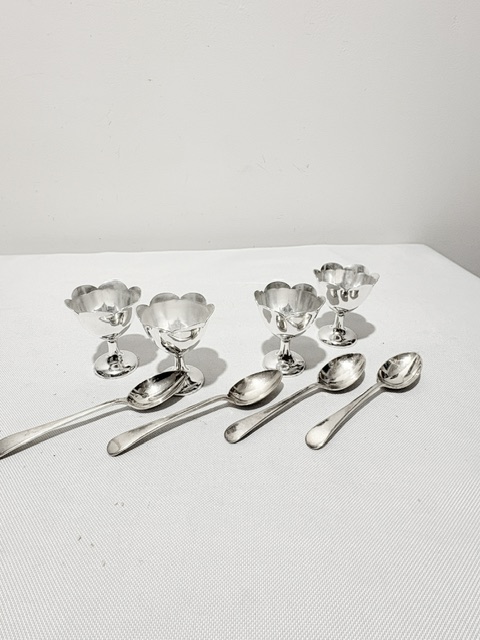 Pretty Antique Silver Plated Egg Cruet Pretty Antique Silver Plated Egg Cruet