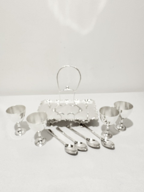 Antique Silver Plated Egg Cruet with Wavy Tray Antique Silver Plated Egg Cruet with Wavy Tray