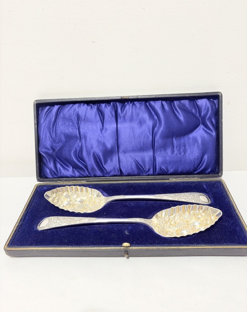 Smart Boxed Pair of Antique Silver Plated Berry or Dessert Serving Spoons
