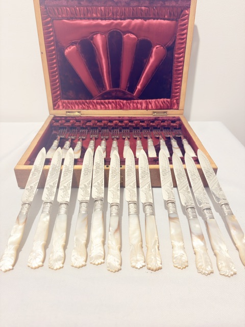 Antique 12 Place Setting Silver Plated Dessert or Fruit Cutlery Antique 12 Place Setting Silver Plated Dessert or Fruit Cutlery