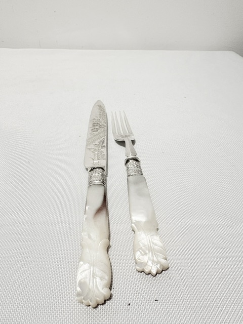 Antique 12 Place Setting Silver Plated Dessert or Fruit Cutlery Antique 12 Place Setting Silver Plated Dessert or Fruit Cutlery
