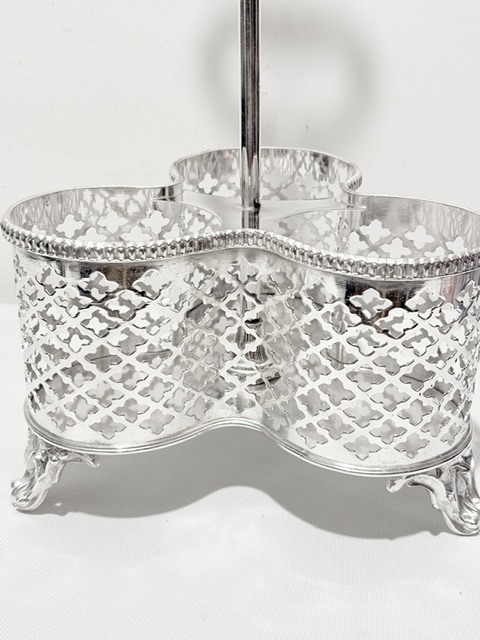 Super Quality Antique Silver Plated Three Colour Glass Bottle Decanter Stand
