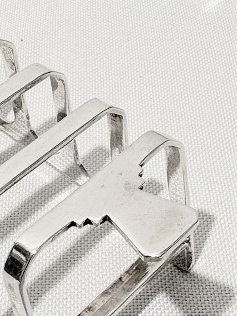 Pair of Mappin & Webb Art Deco Antique Silver Plated Toast Racks Pair of Mappin & Webb Art Deco Antique Silver Plated Toast Racks