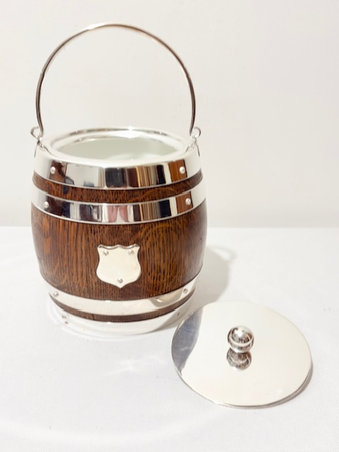 Smart Vintage Oak and Silver Plated Biscuit Box with Bold Ball Finial