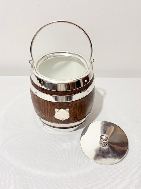 Smart Vintage Oak and Silver Plated Biscuit Box with Bold Ball Finial